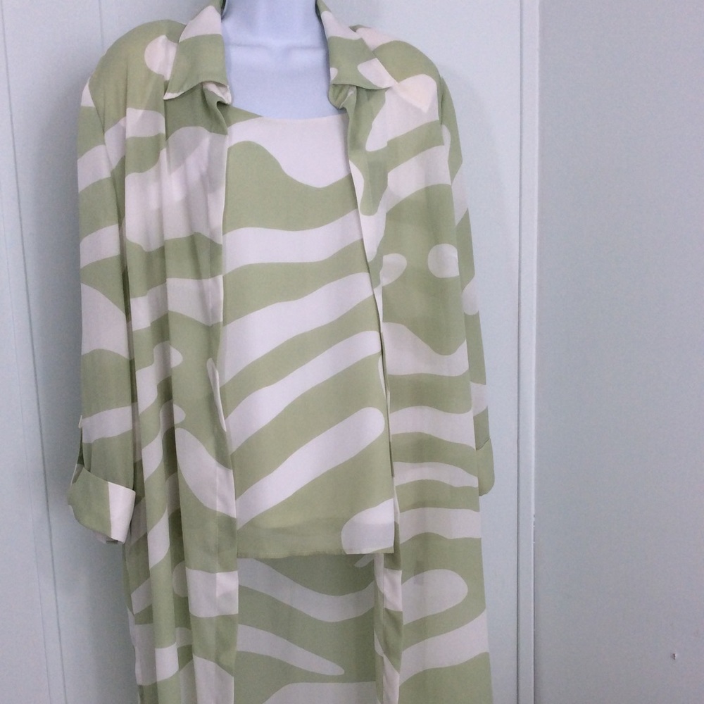 Dana Kay 2 Piece Set Camisole Open Long Jacket